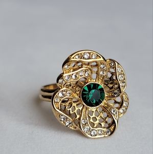 Vintage Flower 14K Gold GE Ring Clear and Emerald Green Rhinestones